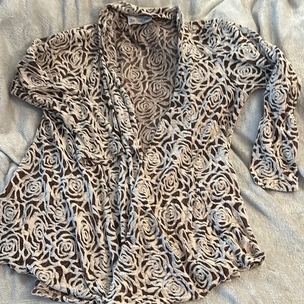 Sole Dionne Studio Floral Textured Cardigan